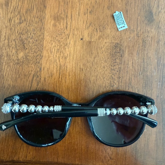 Brighton Elegant Black Sunglasses.., NEW - Picture 2 of 4